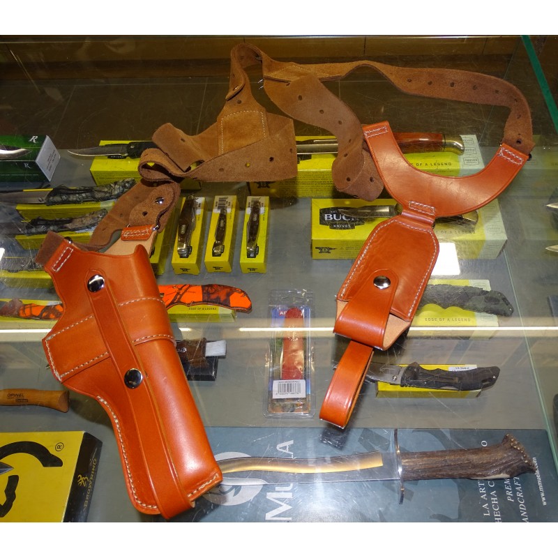 Sobaquera Pistola / Revólver + cargador 4"