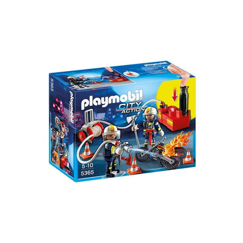 5365 Bomberos con bomba de agua