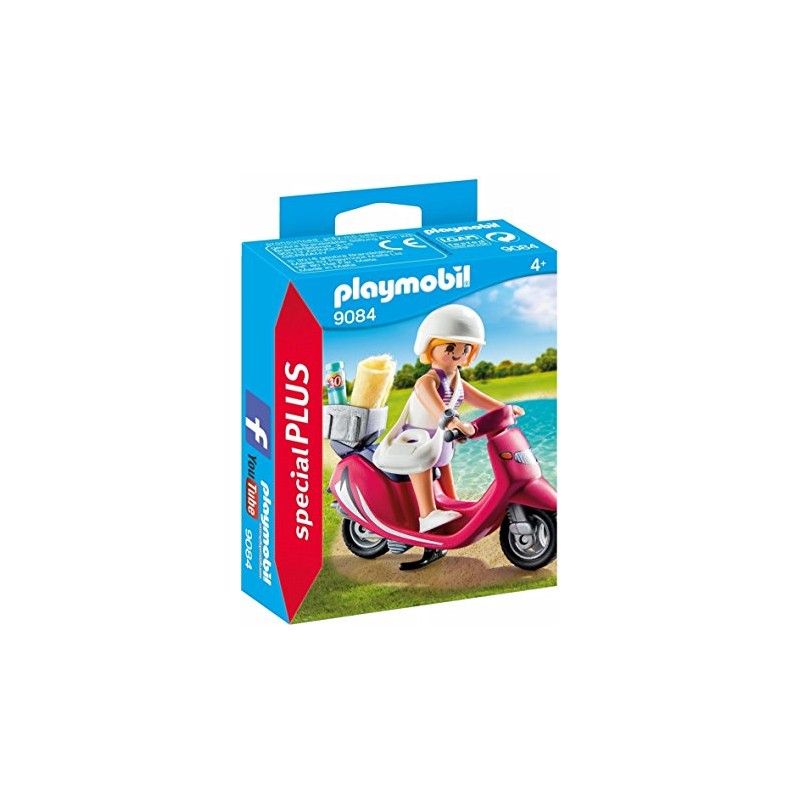 9084 Chica en scooter